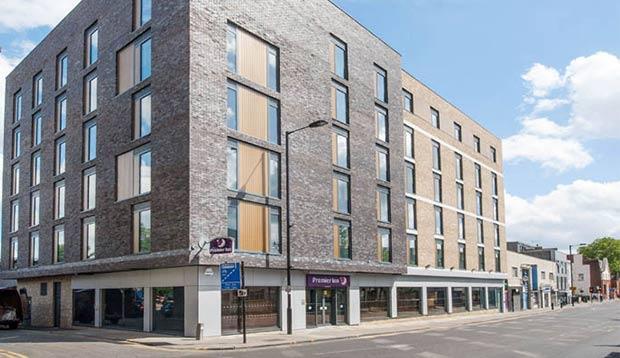 Premier Inn London Hackney Eksteriør billede